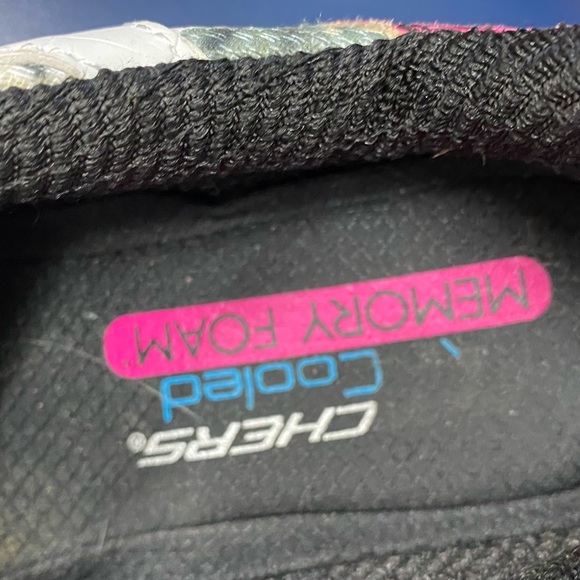 Skechers White and Multicolor Women Athletic Shoes Size 7 US - EUC!! - Picture 6 of 10